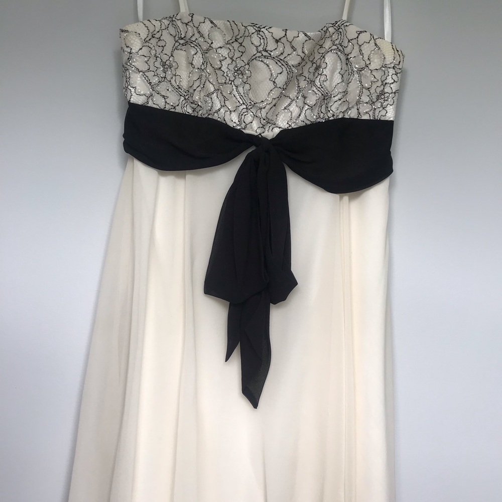 BCBG Max Azria White short evening dress